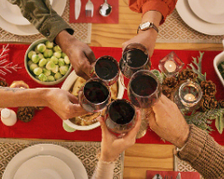 Leve 4 garrafas de vinho e pague apenas 2!